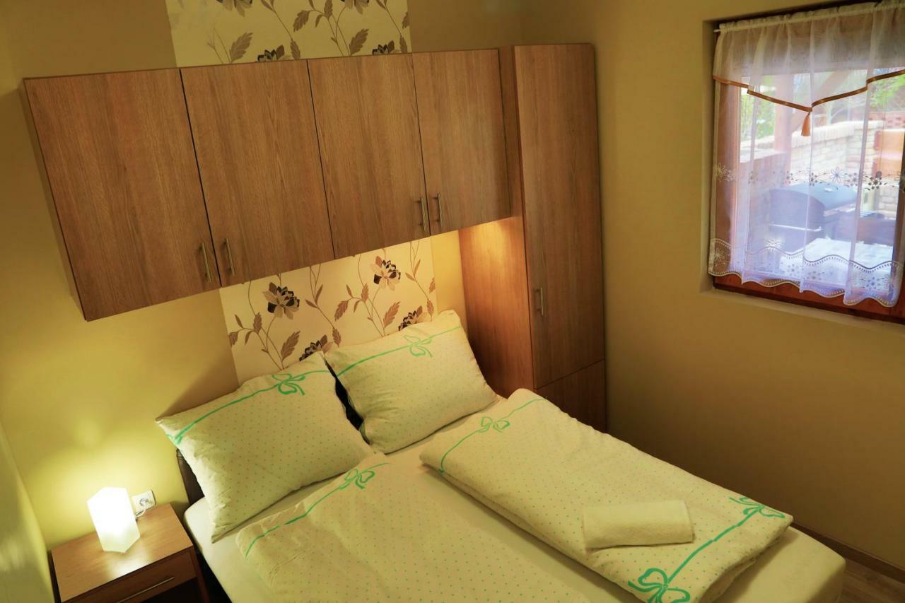 Jazmin Apartman Buzsák Extérieur photo