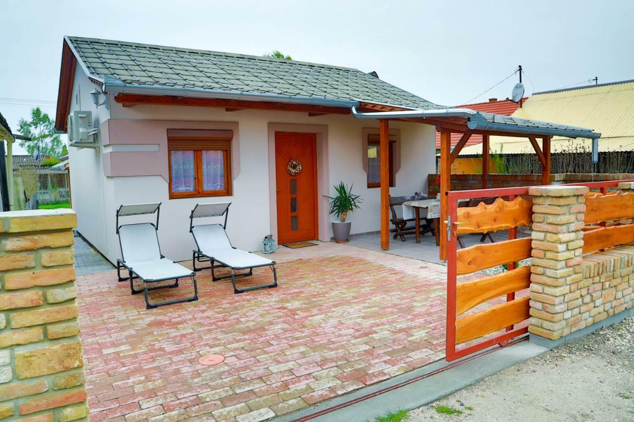 Jazmin Apartman Buzsák Extérieur photo